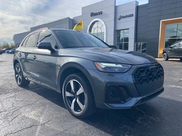 2022 Audi Q5 Premium Plus 45 TFSI S line quattro S tronic 2022 Audi Q5 Premium Plus 45 TFSI S line quattro S tronic