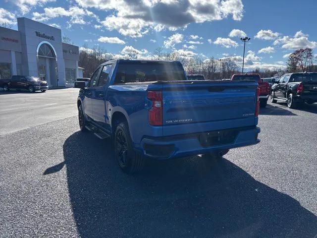 2024 Chevrolet Silverado 1500 4WD Crew Cab Short Bed Custom 2024 Chevrolet Silverado 1500 4WD Crew Cab Short Bed Custom