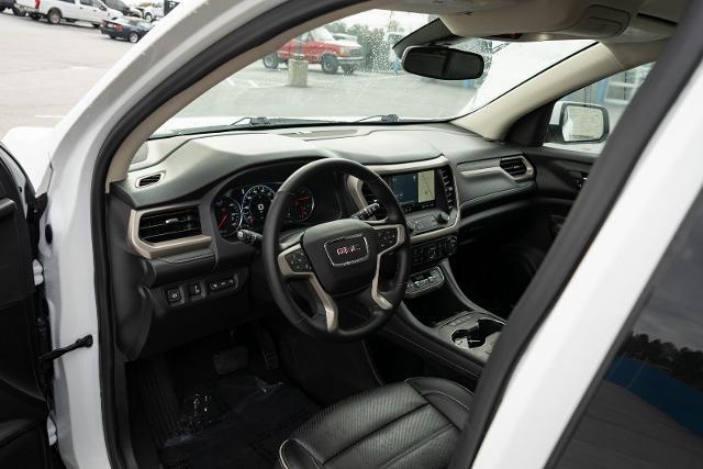 2023 GMC Acadia AWD Denali