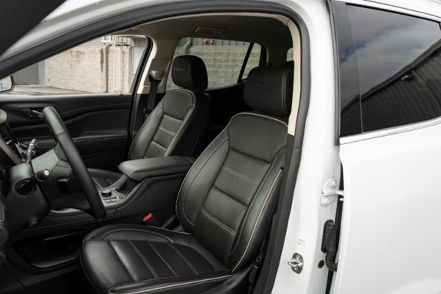 2023 GMC Acadia AWD Denali