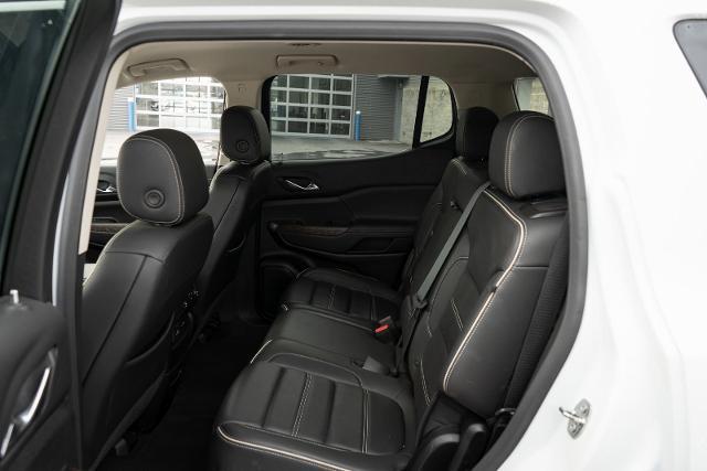 2023 GMC Acadia AWD Denali