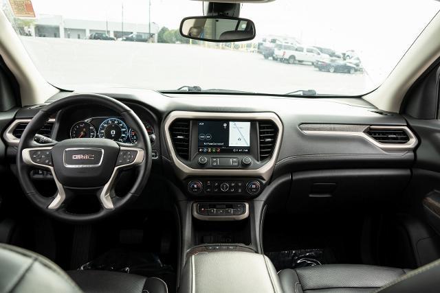 2023 GMC Acadia AWD Denali