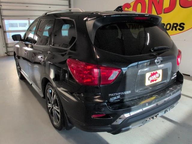 2020 Nissan Pathfinder Platinum 4WD