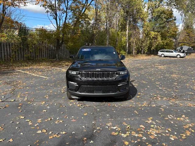2024 Jeep Grand Cherokee Limited 4x4 2024 Jeep Grand Cherokee Limited 4x4