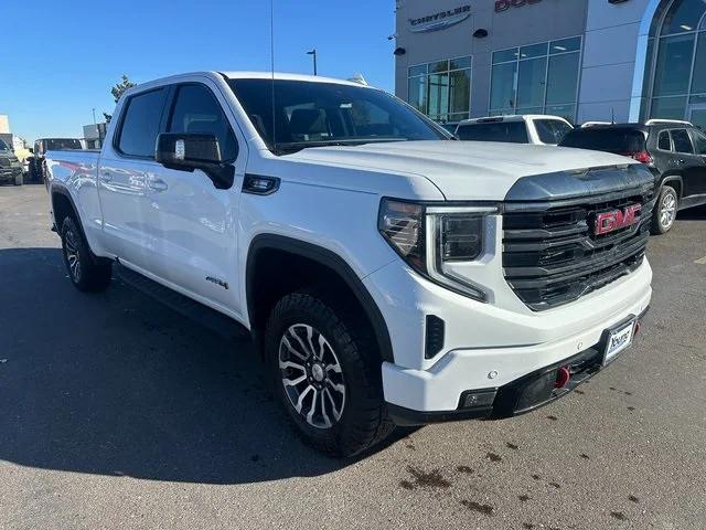2023 GMC Sierra 1500 4WD Crew Cab Standard Box AT4 2023 GMC Sierra 1500 4WD Crew Cab Standard Box AT4
