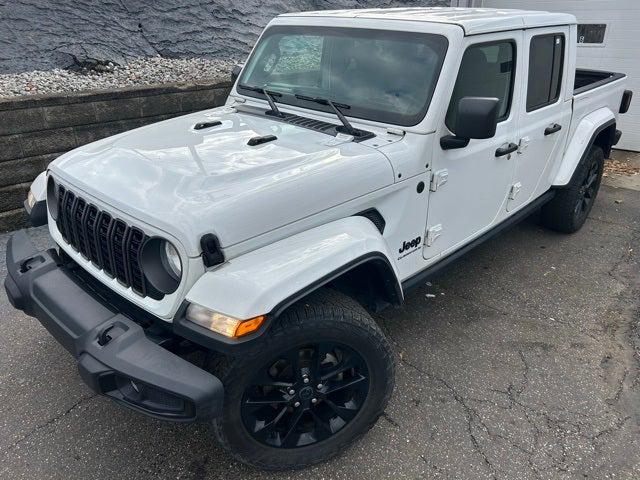 2024 Jeep Gladiator Nighthawk 2024 Jeep Gladiator Nighthawk