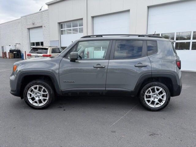 2021 Jeep Renegade Latitude 4X4 2021 Jeep Renegade Latitude 4X4