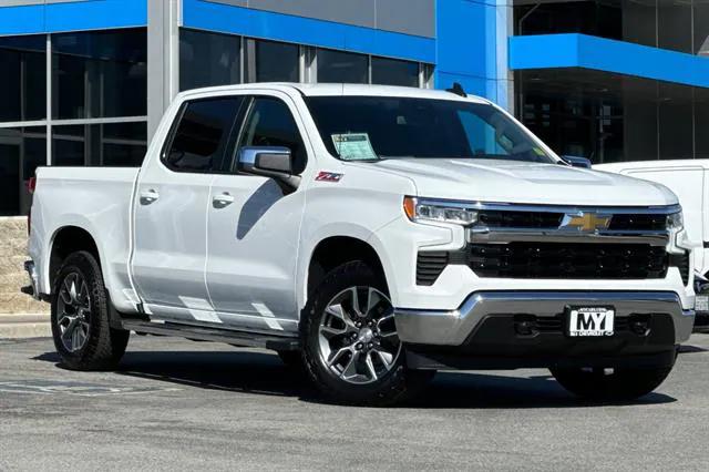 2022 Chevrolet Silverado 1500 4WD Crew Cab Standard Bed LT 2022 Chevrolet Silverado 1500 4WD Crew Cab Standard Bed LT