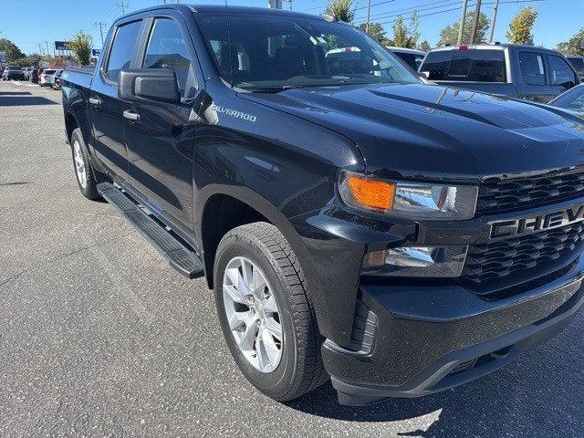 2021 Chevrolet Silverado 1500 4WD Crew Cab Short Bed Custom 2021 Chevrolet Silverado 1500 4WD Crew Cab Short Bed Custom