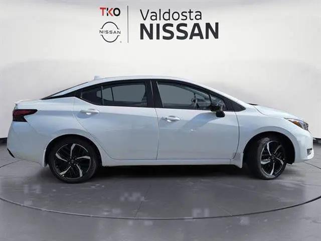 2025 Nissan Versa 1.6 SR