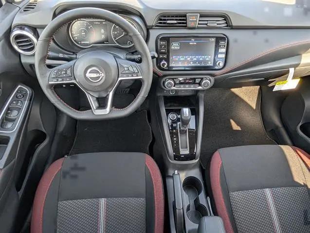 2025 Nissan Versa 1.6 SR