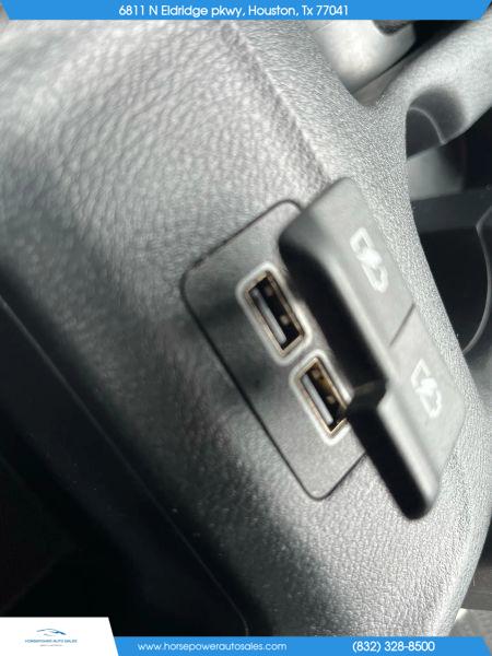 2020 Nissan Versa SV Xtronic CVT