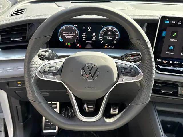 2026 Volkswagen Tiguan SE R-Line Black