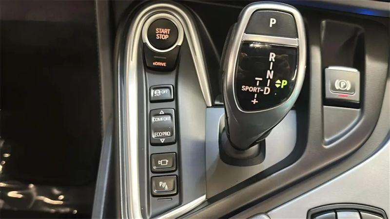 2016 BMW i8 Base