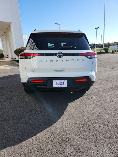 2025 Nissan Pathfinder SV FWD