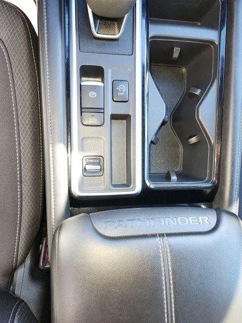 2025 Nissan Pathfinder SV FWD