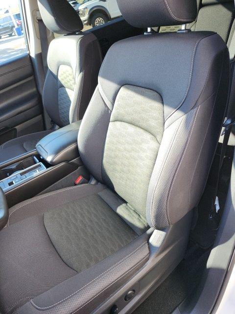 2025 Nissan Pathfinder SV FWD