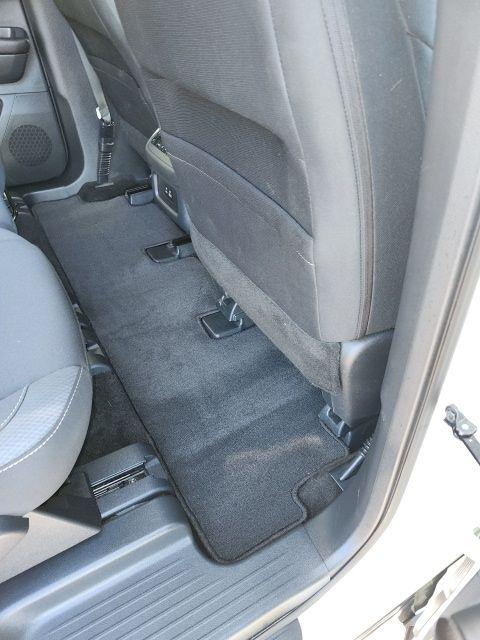 2025 Nissan Pathfinder SV FWD