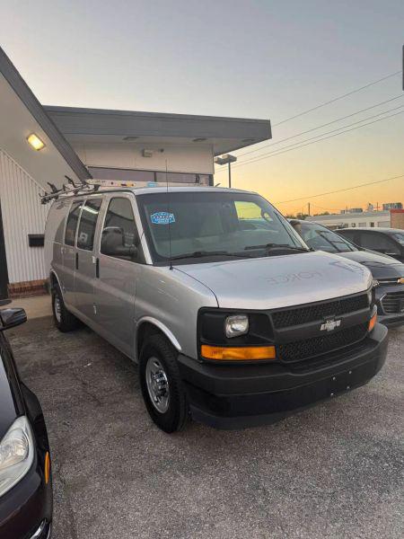 2017 Chevrolet Express Work Van