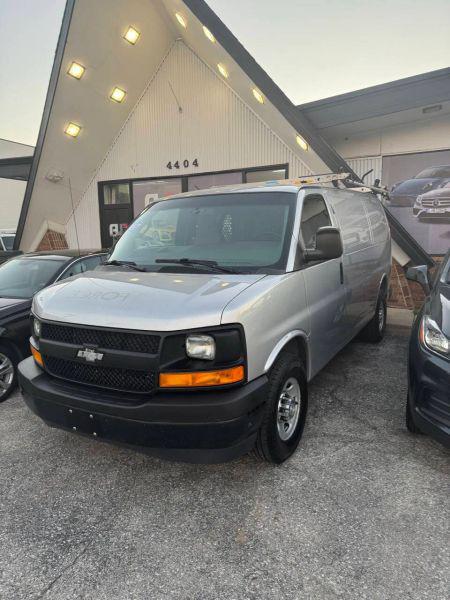 2017 Chevrolet Express Work Van