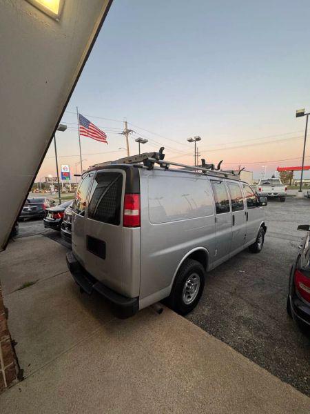 2017 Chevrolet Express Work Van