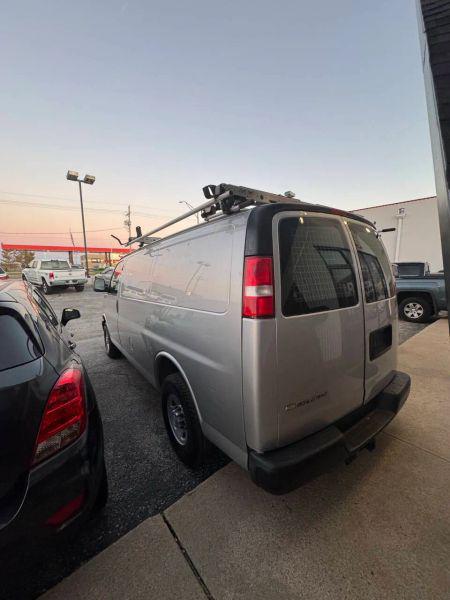 2017 Chevrolet Express Work Van