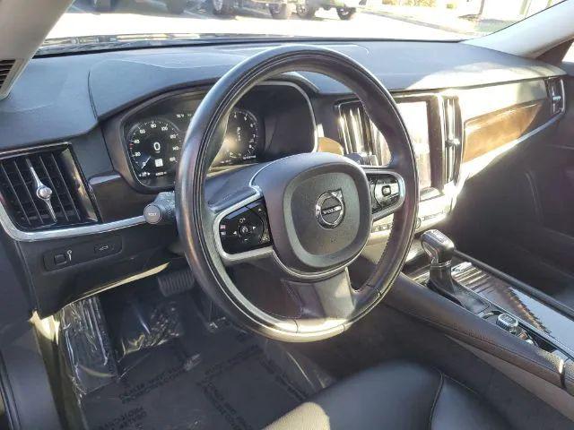 2018 Volvo S90 T5 Momentum