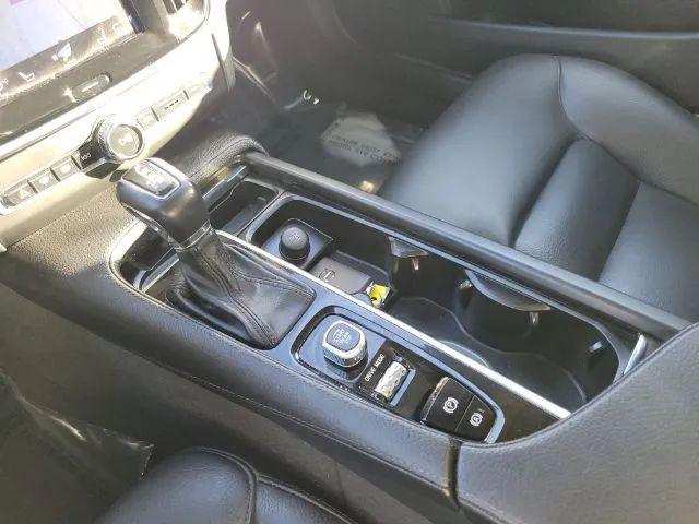 2018 Volvo S90 T5 Momentum