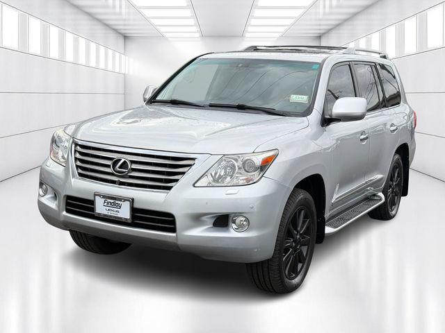 2010 Lexus LX 570's photo