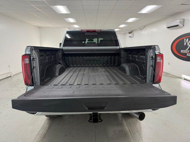 2026 GMC Sierra 2500HD Crew Cab, Standard Bed, SLT, 4WD