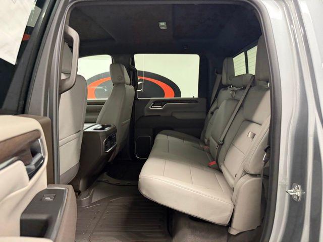 2026 GMC Sierra 2500HD Crew Cab, Standard Bed, SLT, 4WD