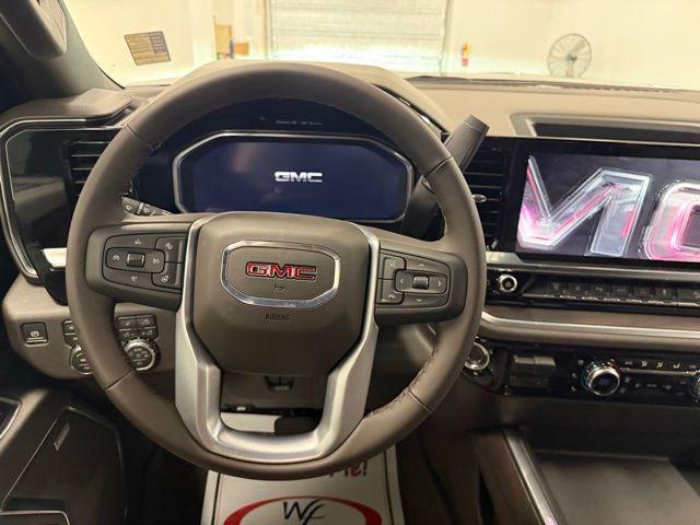 2026 GMC Sierra 2500HD Crew Cab, Standard Bed, SLT, 4WD
