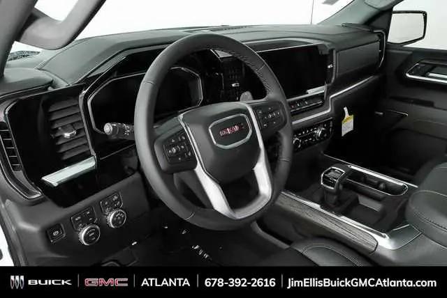 2026 GMC Sierra 1500 Crew Cab, Short Bed, SLT, 4WD
