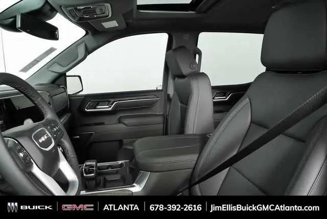 2026 GMC Sierra 1500 Crew Cab, Short Bed, SLT, 4WD