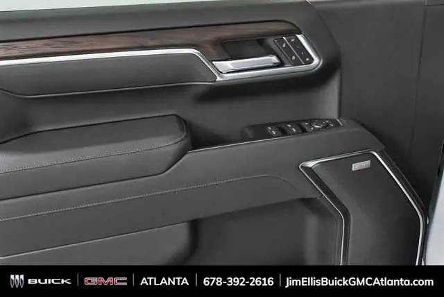2026 GMC Sierra 1500 Crew Cab, Short Bed, SLT, 4WD