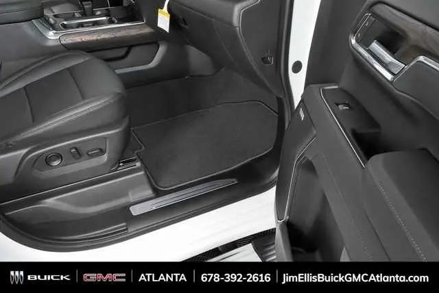 2026 GMC Sierra 1500 Crew Cab, Short Bed, SLT, 4WD
