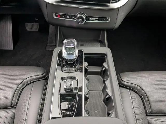2026 Volvo XC90 Plug-In Hybrid Ultra, T8 AWD, Electric/Gasoline, Bright, 7 Seats