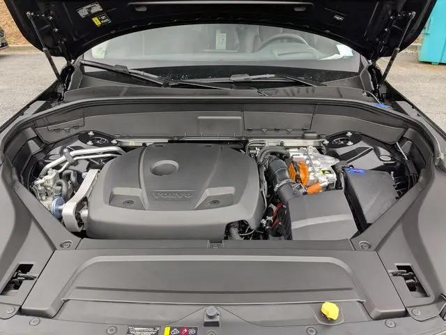 2026 Volvo XC90 Plug-In Hybrid Ultra, T8 AWD, Electric/Gasoline, Bright, 7 Seats