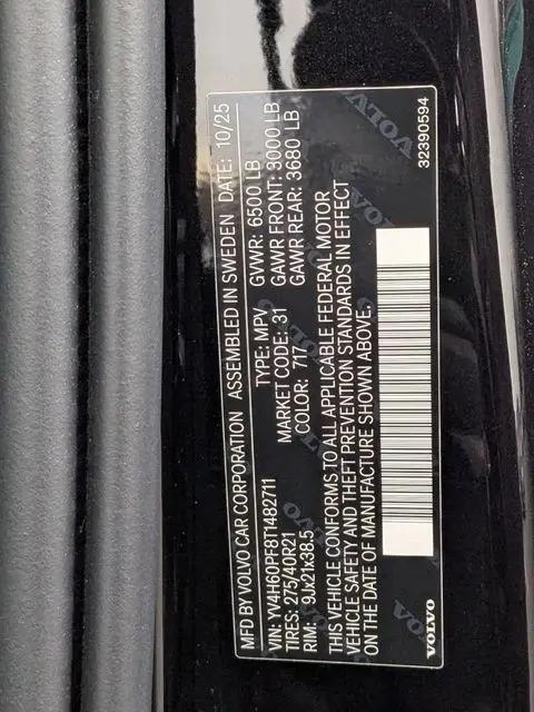 2026 Volvo XC90 Plug-In Hybrid Ultra, T8 AWD, Electric/Gasoline, Bright, 7 Seats