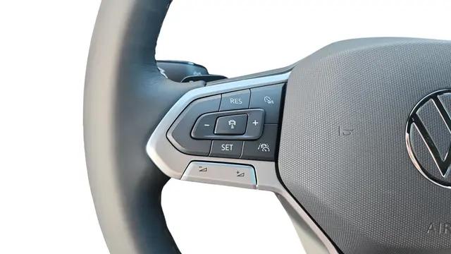 2026 Volkswagen Atlas Cross Sport SEL Premium R-Line