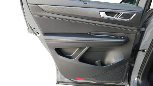 2026 Volkswagen Atlas Cross Sport SEL Premium R-Line