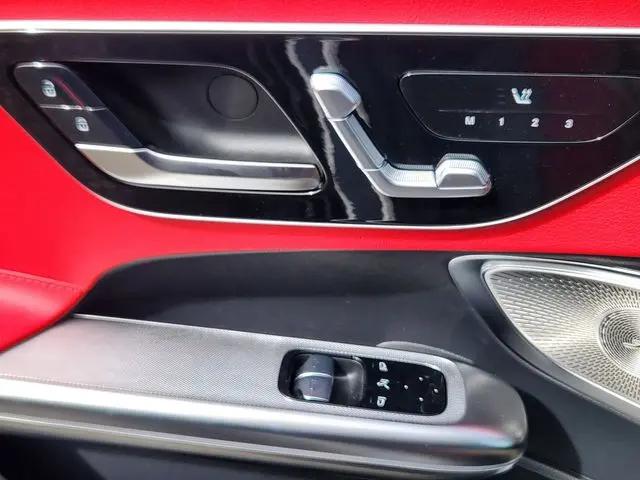 2026 Mercedes-Benz E-CLASS E 300 CLE 300