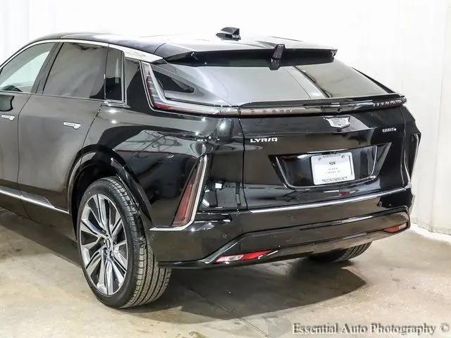 2026 Cadillac iQ Signature Luxury AWD