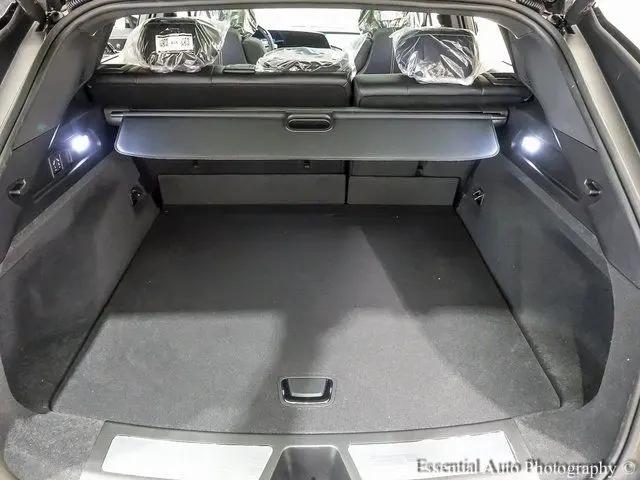 2026 Cadillac iQ Signature Luxury AWD