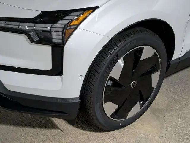 2025 Volvo EX30 Ultra Twin Motor Performance, Fully electric