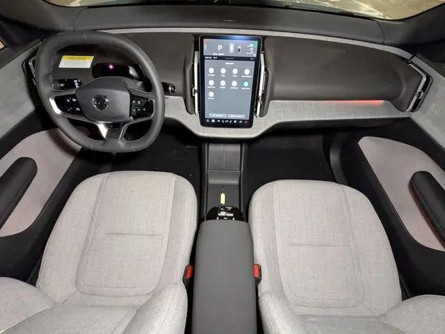 2025 Volvo EX30 Ultra Twin Motor Performance, Fully electric