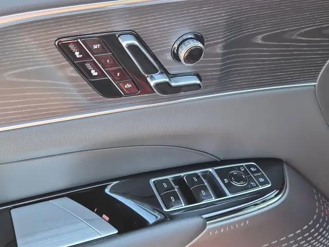 2026 Cadillac iQ Sport AWD