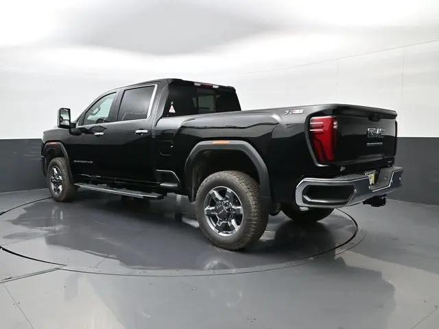 2026 GMC Sierra 2500HD Crew Cab, Standard Bed, SLT, 4WD