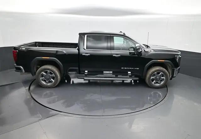 2026 GMC Sierra 2500HD Crew Cab, Standard Bed, SLT, 4WD
