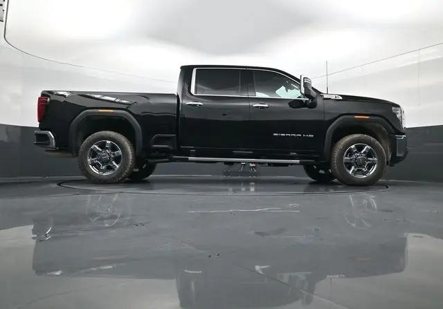 2026 GMC Sierra 2500HD Crew Cab, Standard Bed, SLT, 4WD